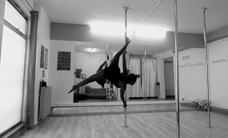 Pole Show